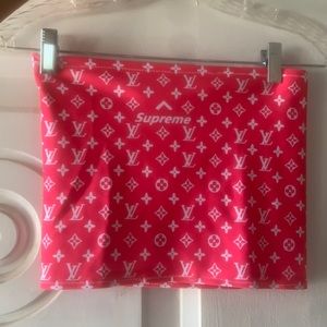 REPOSHING because I bought it and never wore it